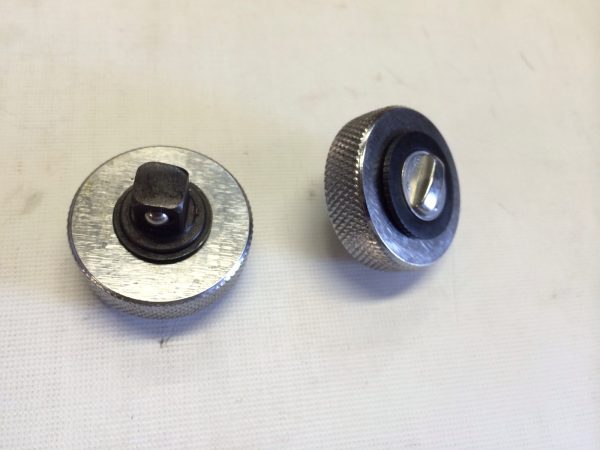 3/8"  And 1/4" Thumb Wheel Ratchet - Image 9