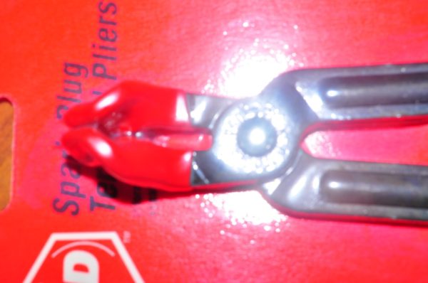 KD 135 SPARK PLUG TERMINAL PLIERS MADE IN USA - Image 4