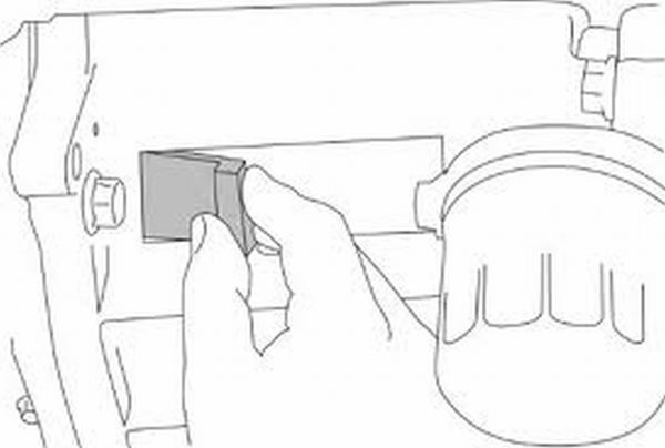 Flywheel Locking Holder & Socket For 6.6L Duramax LISLE 22100 - Image 4