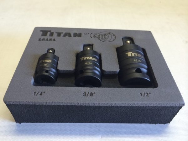 TITAN 3 PIECE PIN-FREE LOCKING IMPACT U-JOINT SET - Image 3