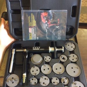 17 Piece Air Powered Brake Caliper Master Set  For  Domestic Asian & European